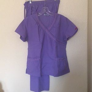 Reina Scrub Set Medical Uniform/Small Peti…